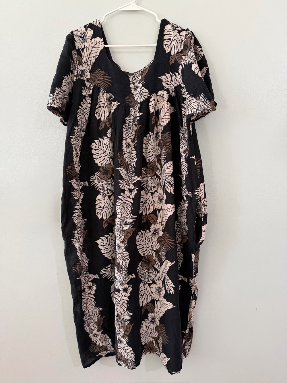 VINTAGE Daffodil Black Tan White Floral Cotton Women's Plus Maxi Dress Cover-Up